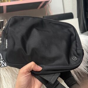 lululemon athletica Black Men's Waist Pack Crossbody